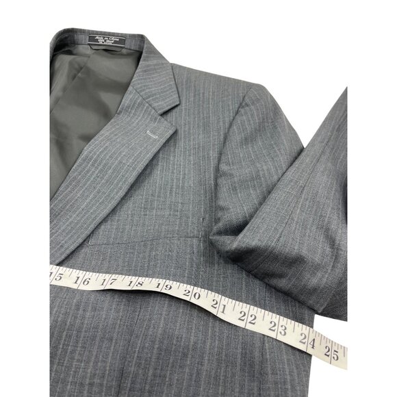 Mens Gray Pinstripe Two-Piece Suit 100% Wool Classic Fit Jacket & Pants Size 44L - Picture 7 of 16